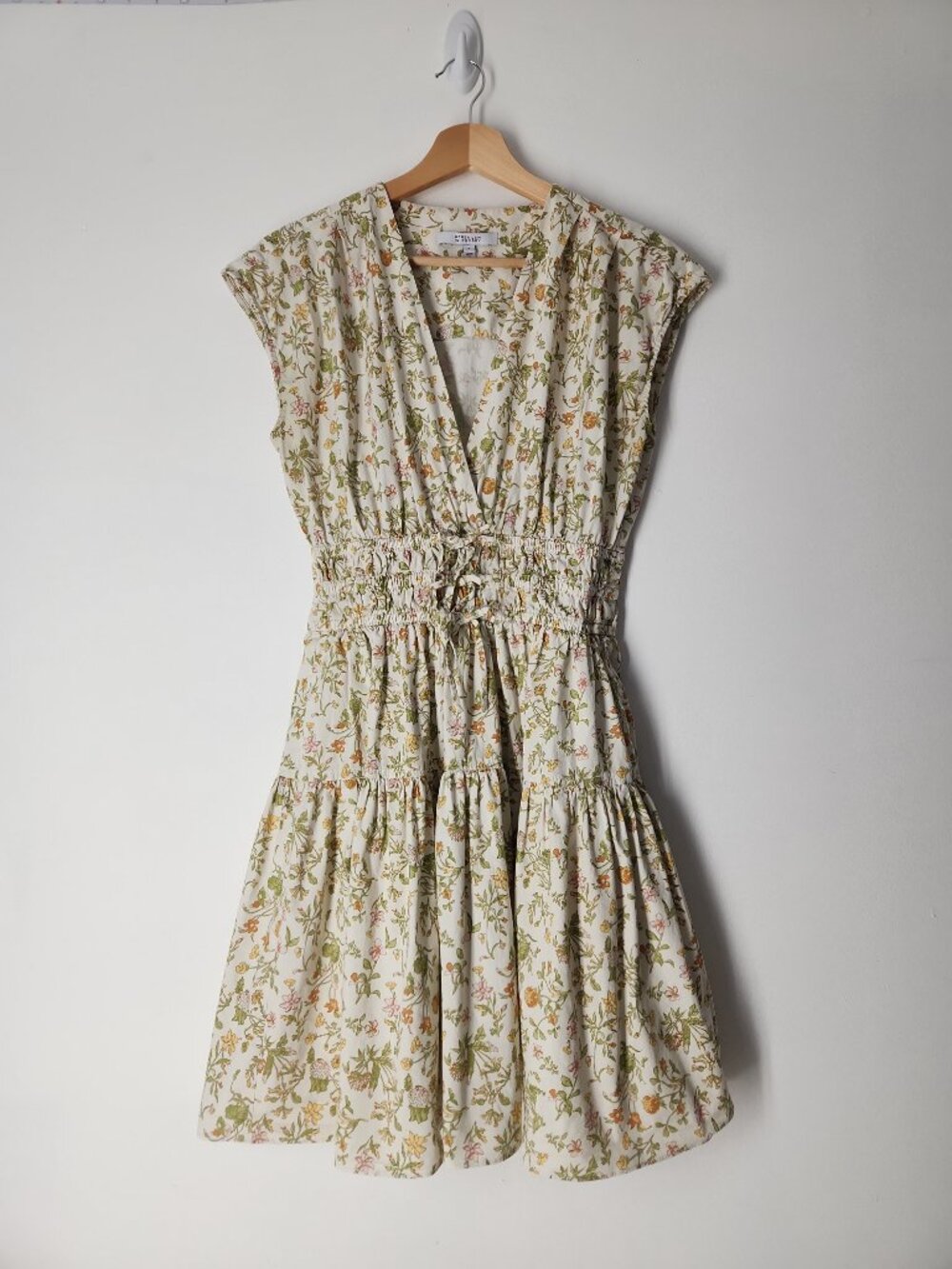 Derek Lam 10 Crosby Tora Floral Dress with pockets Shirred Waist size 6